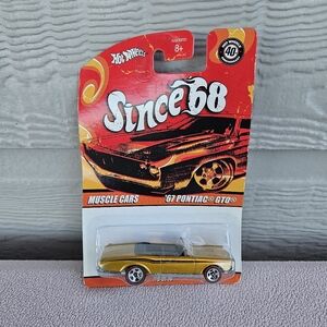 Hot Wheels Since 68 Muscle Cars '67 Pontiac GTO Gold #8 of 10 Diecast 1:64